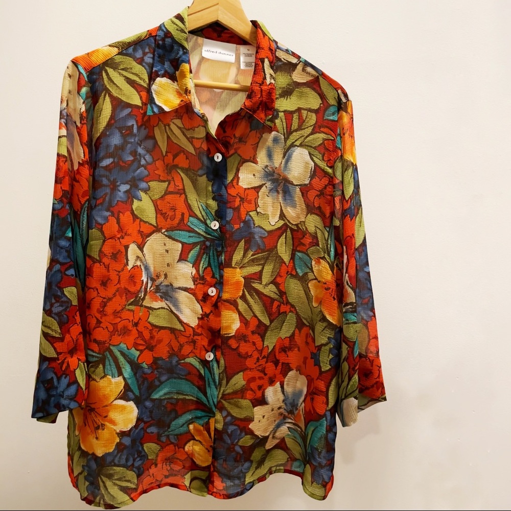 Floral long sleeves blouse , collared button front “tangerine “